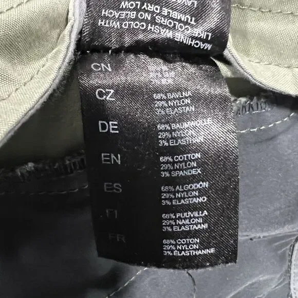 Kuhl Spire Women‎ Green Style 6285 Pockets Cargo Bermuda Hiking Shorts Sz 2 30” - Picture 6 of 10